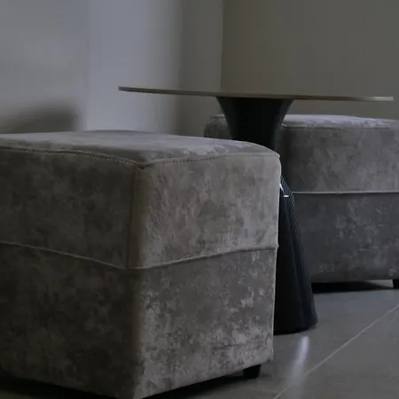 Stay-five Modern Self Check-in & Fast Wi-fi *