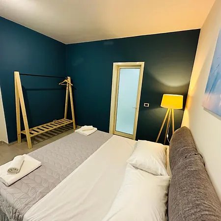 Stay-five Modern Self Check-in & Fast Wi-fi * Shkodër