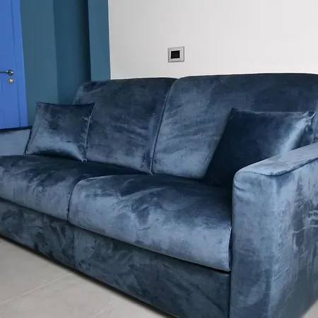 Stay-five Modern Self Check-in & Fast Wi-fi Shkodër