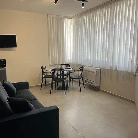 Apartment Stay-five & Shkoder