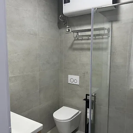 Stay-five Modern Self Check-in & Fast Wi-fi アパート Shkodër