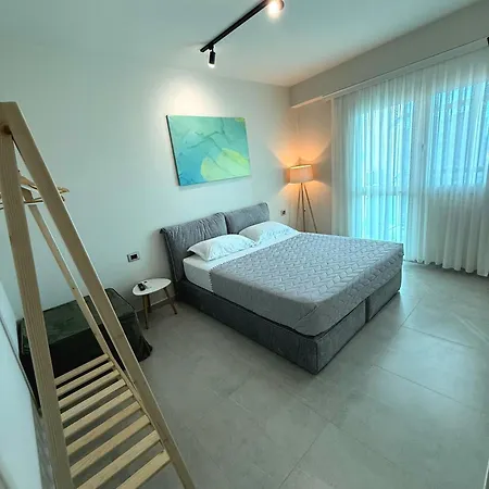 Stay-five Modern Self Check-in & Fast Wi-fi Διαμέρισμα Σκόδρα