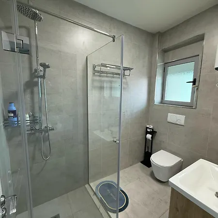 Apartment Stay-five & Shkoder