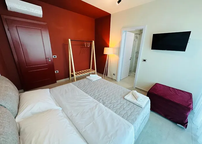 Stay-five Modern Self Check-in & Fast Wi-fi Apartmán *