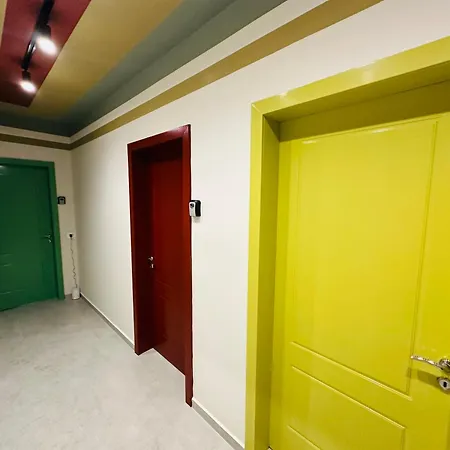 Apartment Stay-five Modern Self Check-in & Fast Wi-fi