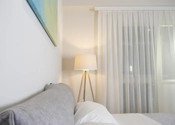 Stay-five Modern Self Check-in & Fast Wi-fi * Shkodër